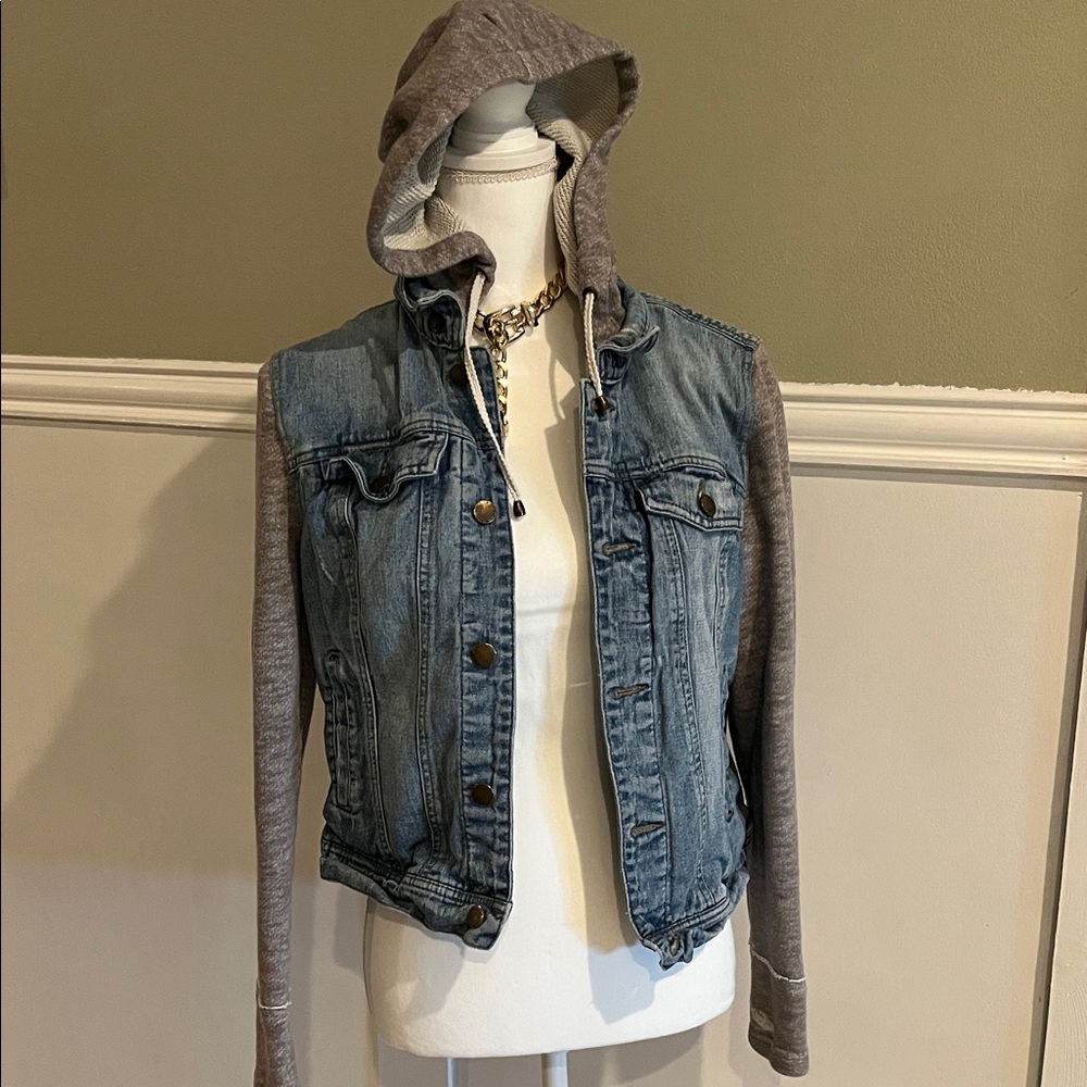Black Rivet Denim Jacket with distressed sweatshirt sleeves hoodie medium large